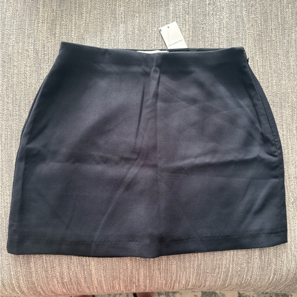 Abercrombie & Fitch the Scarlett Mini Skort